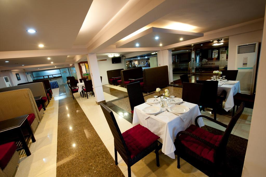 Circuit Hotel & Cafe - Nana Hotel Πνομ Πενχ Εξωτερικό φωτογραφία